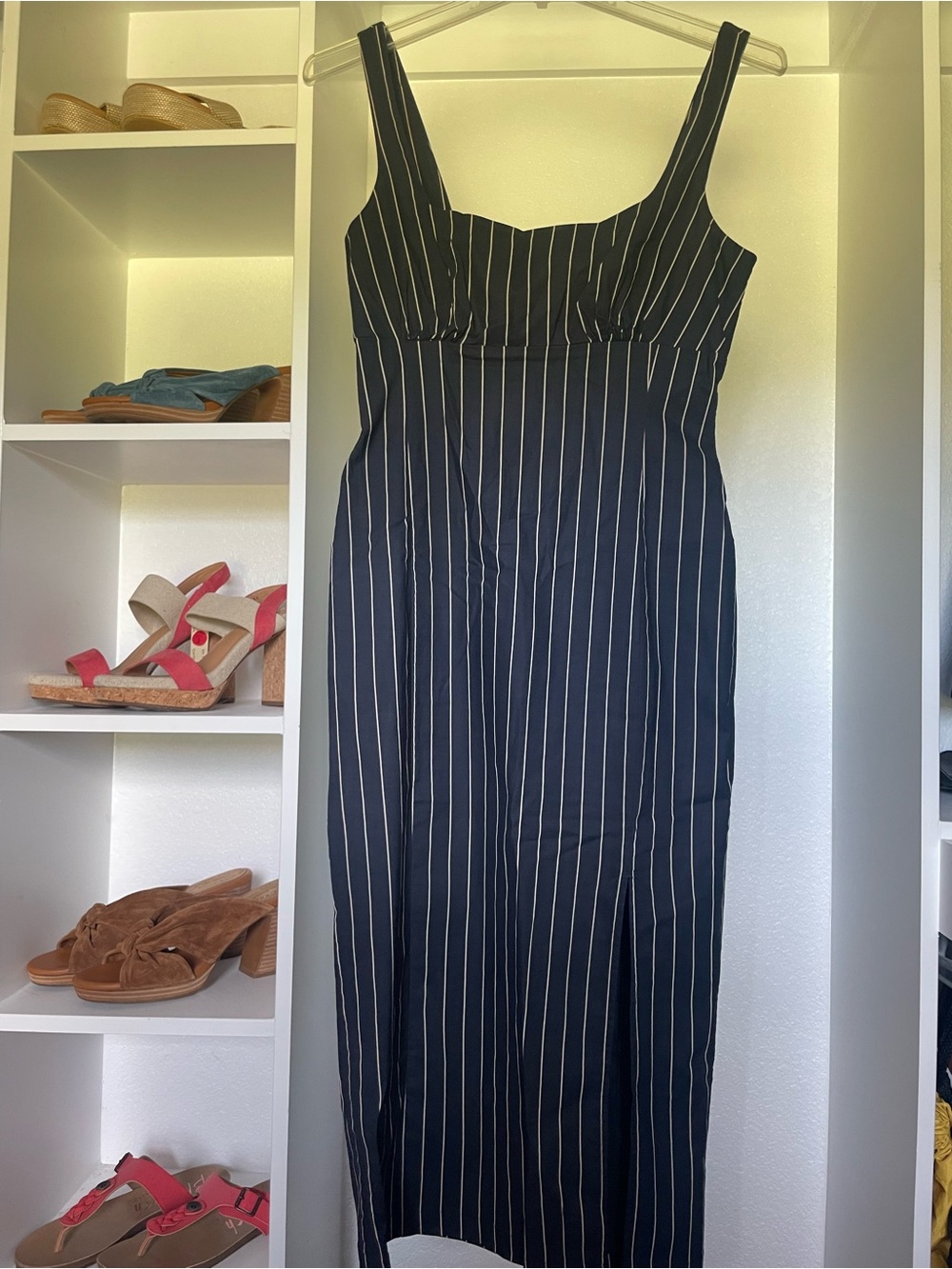 Anthropologie Pinstripe Bodycon Midi
Navy & White - Picture 1 of 4